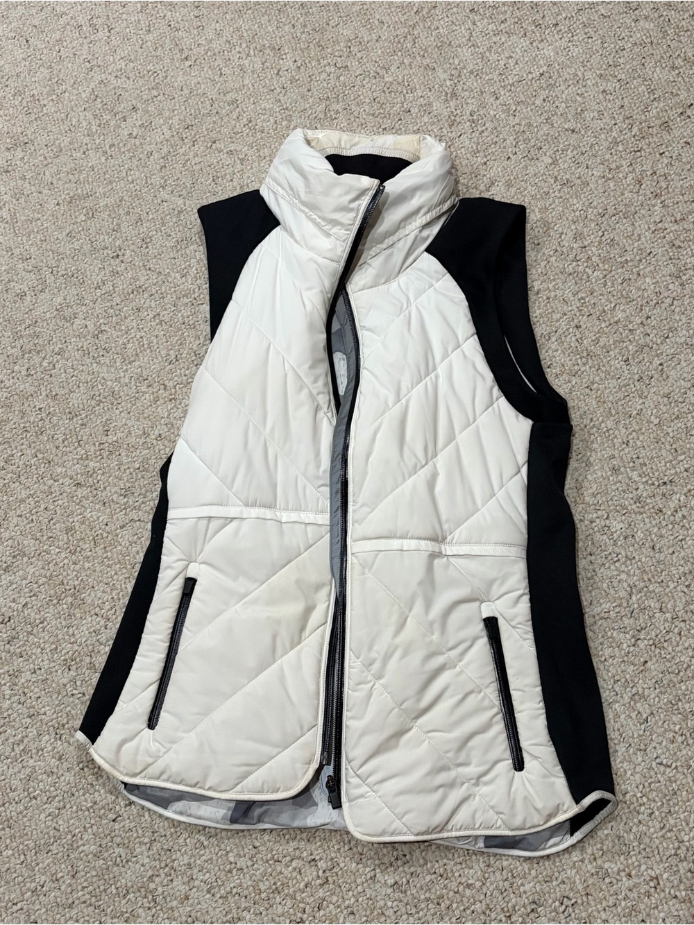 Athleta White Quilted Vest with Black Side Panels